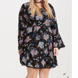 LORAL CHALLIS BELL SLEEVE DRESS